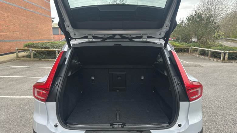 Volvo Xc40 2.0 D4 [190] R DESIGN 5dr AWD Geartronic Diesel Estate